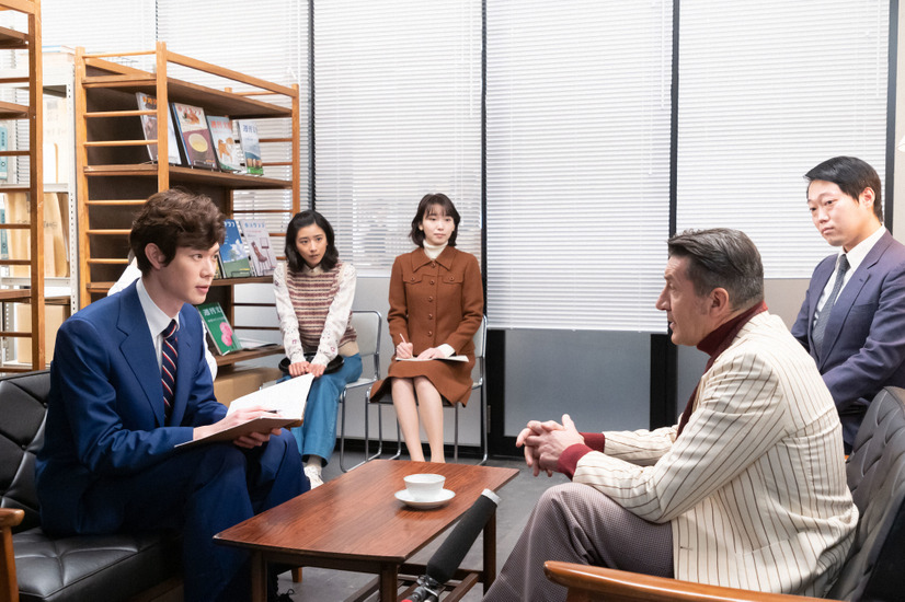 暢子、和彦の料理の取材を手伝う！…明日の『ちむどんどん』第38話
