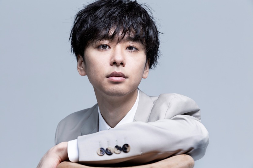 中原役の橋本淳