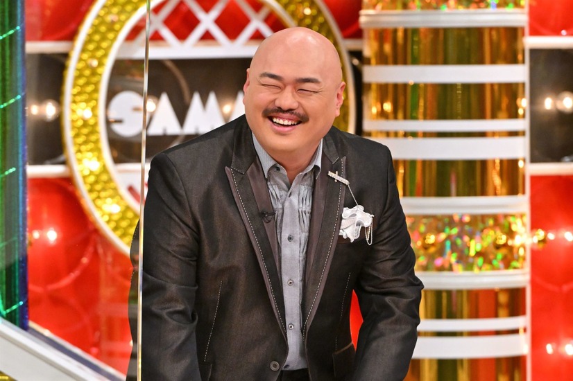 ロちゃんの恒例キャバクラ漫談も披露！（C）MBS