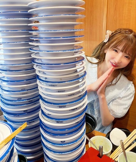 写真はもえのあずき公式Instagramから（※写真は所属事務所より掲載許諾をもらってます）