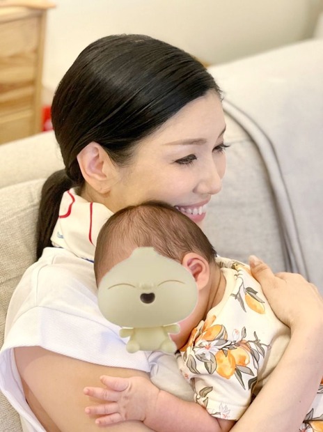 アンミカ、すみれの第1子