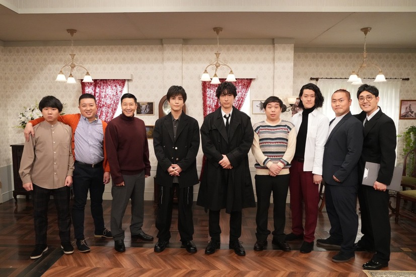 左から）秋山寛貴、松尾駿、長田庄平、岩田剛典、ディーン・フジオカ、せいや、粗品、岡部大、菊田竜大（ｃ）フジテレビ