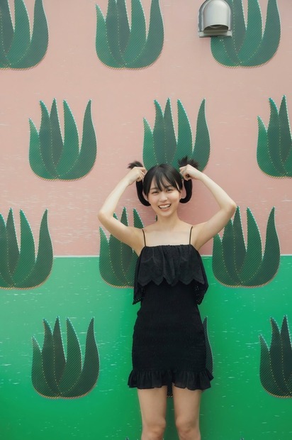 乃木坂46・賀喜遥香1st写真集『まっさら』（出版社：新潮社、撮影：菊地泰久）