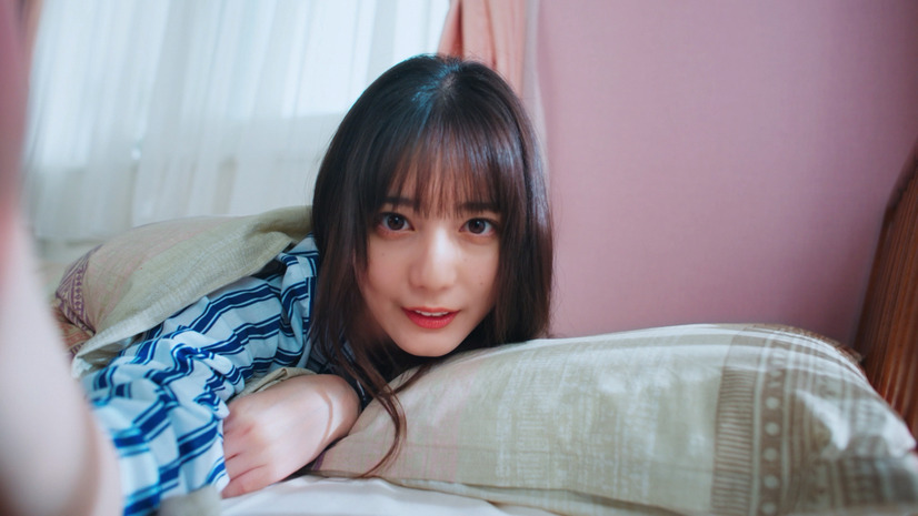 日向坂46・小坂菜緒、パジャマ姿のモーニングルーティーン