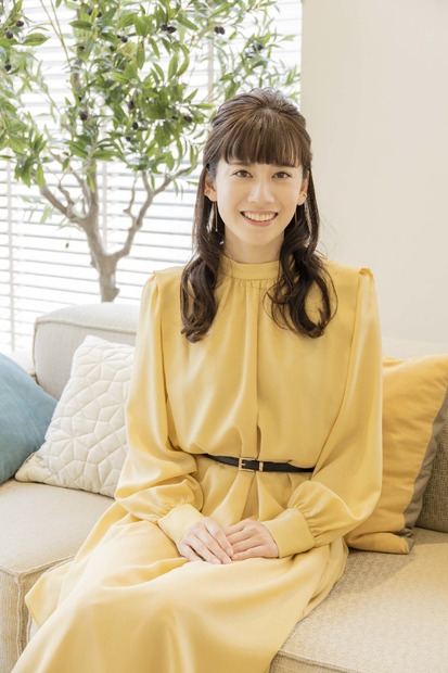 スタイリング：三原千春　ヘアメイク：安藤千浪