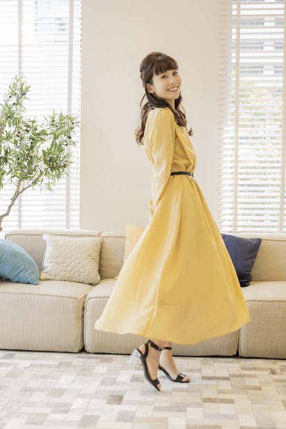 スタイリング：三原千春　ヘアメイク：安藤千浪