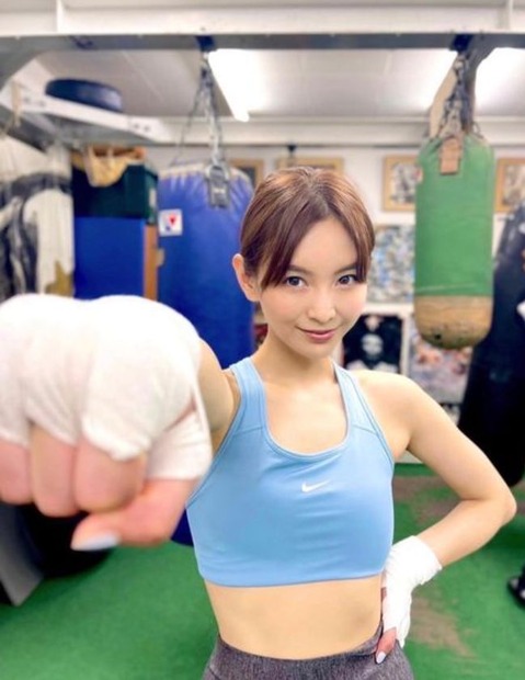 写真はほのかの公式Instagramから（※写真は所属事務所より掲載許諾をもらってます）