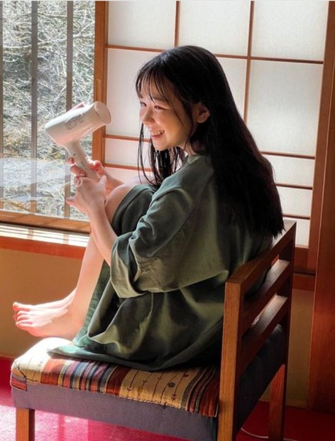 写真は池本しおり公式Instagramから（※写真は所属事務所より掲載許諾をもらってます）