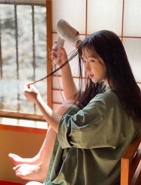 写真は池本しおり公式Instagramから（※写真は所属事務所より掲載許諾をもらってます）