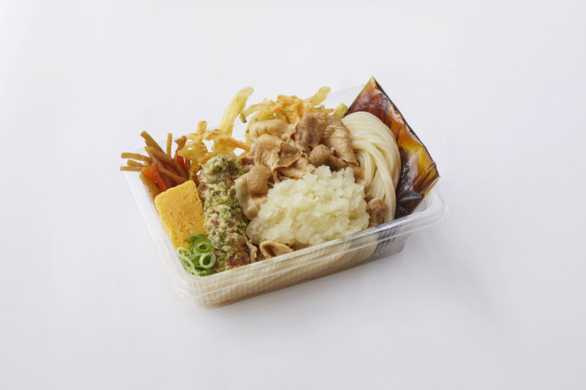「丸亀うどん弁当」に新作！脂がのった「いわし天うどん弁当」、清涼感ある「豚しゃぶおろしうどん弁当」