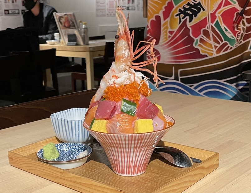 海鮮丼（撮影：渡邉）