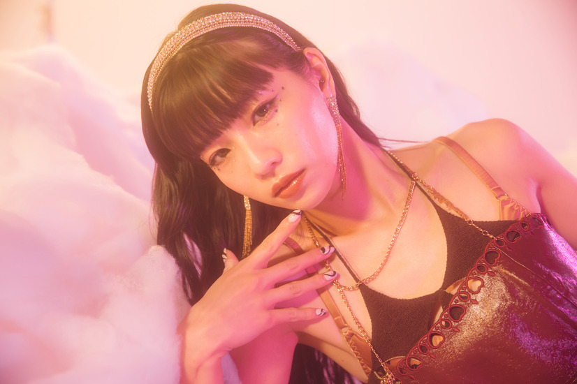 FAKY、アンダーウェアで色気ダダ漏れの新曲MV公開