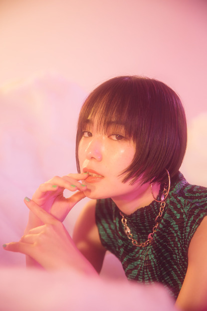 FAKY、アンダーウェアで色気ダダ漏れの新曲MV公開