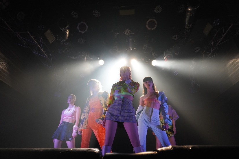 FAKY・Mikakoプロデュース公演開催！話題の新曲「Choco Fudge」披露も