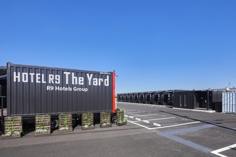 動くコンテナホテル「HOTEL R9 The Yard 甲賀」が9月に開業