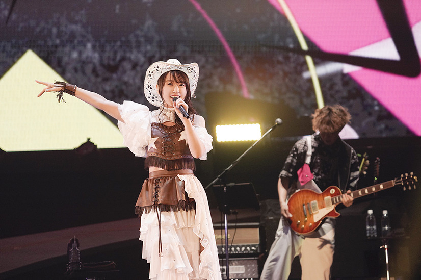 水樹奈々