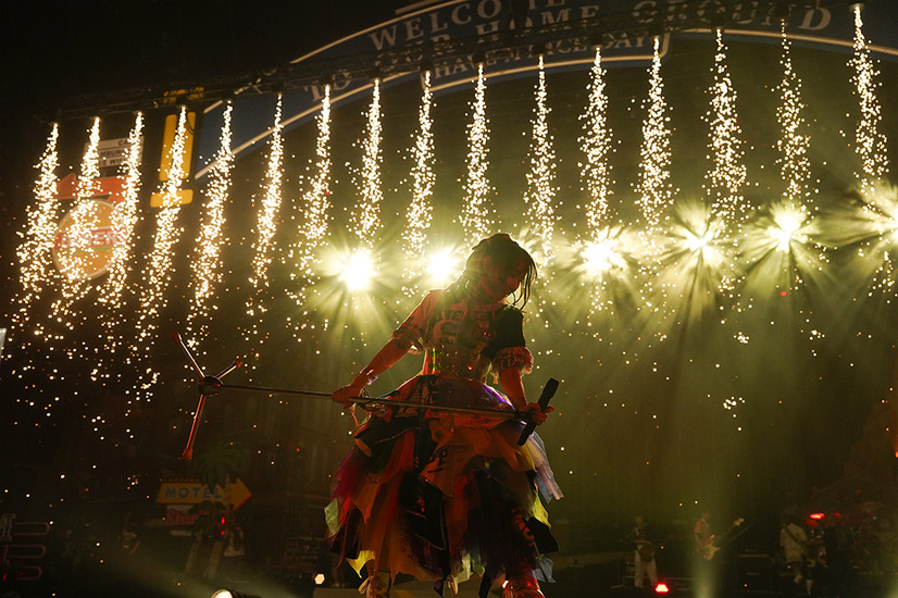 水樹奈々