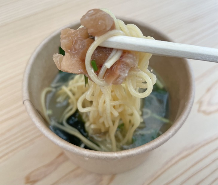 ZENB罪なき屋台・朝（撮影：渡邉）