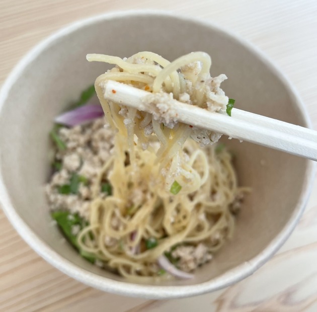 ZENB罪なき屋台・昼（撮影：渡邉）