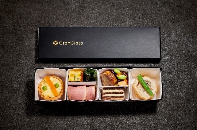 東北、北海道、北陸新幹線「グランクラス」車内サービスを一新！2種類から選べる軽食も