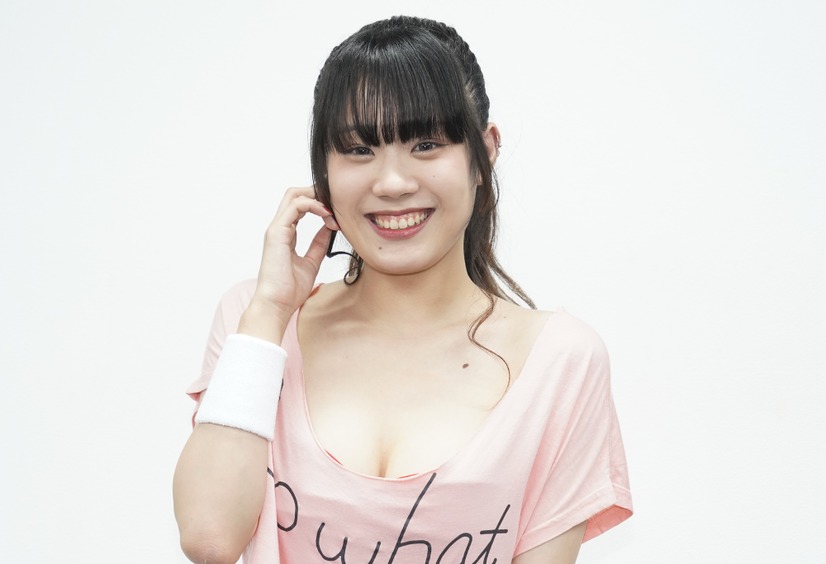 佐藤陽奈【写真：竹内みちまろ】