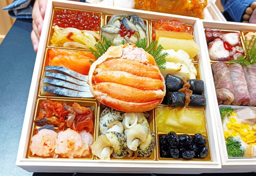 本田大助監修「北の美味満祭おせち」