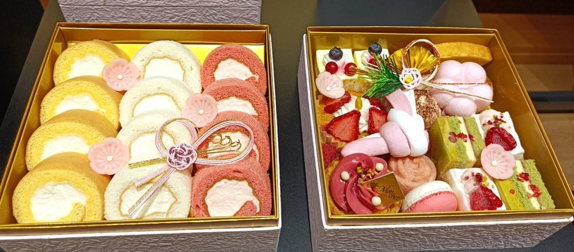 「＜パティスリー モンシェール＞スイーツ玉手箱 二段」（税込11,880円）