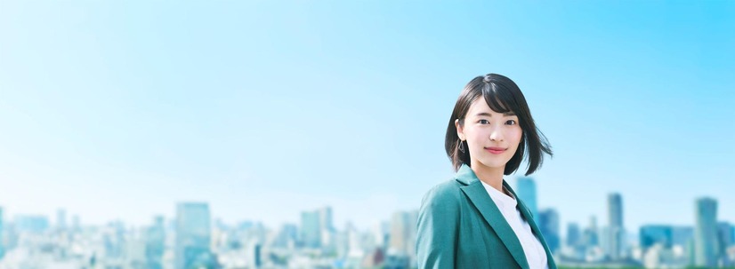 レバテックCM出演の鳴海唯