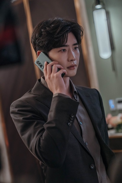 韓国ドラマ『ビッグマウス』イ・ジョンソク＆イム・ユナが巨大な悪と対峙　悪人だらけの物語の見どころは？