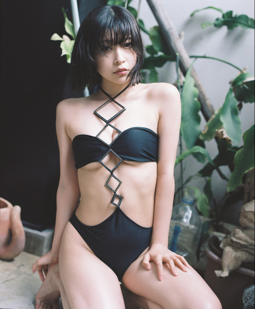 染野有来ファースト写真集「ユメノソラ」　(C)松岡一哲／講談社