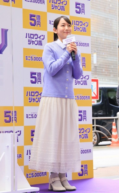 吉岡里帆【撮影：小宮山あきの】