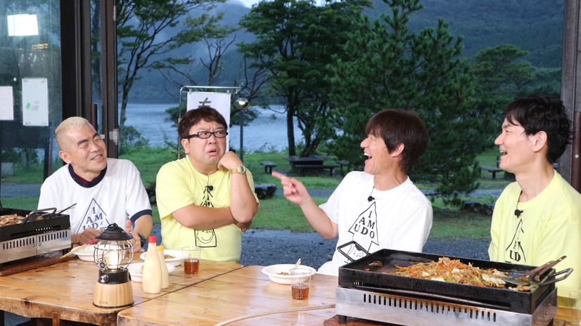 ウド鈴木（キャイ～ン）、天野ひろゆき（キャイ～ン）、内村光良（ウッチャンナンチャン）、南原清隆（ウッチャンナンチャン）（C）フジテレビ
