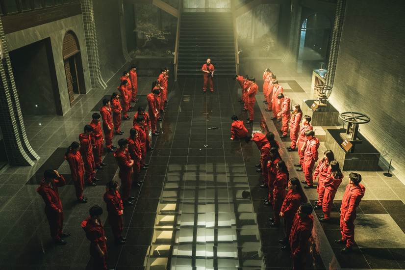 Netflixシリーズ「ペーパー・ハウス・コリア：統一通貨を奪え: パート2」近日独占配信