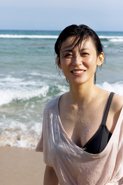 撮影／中山雅文　発売元／ワニブックス
