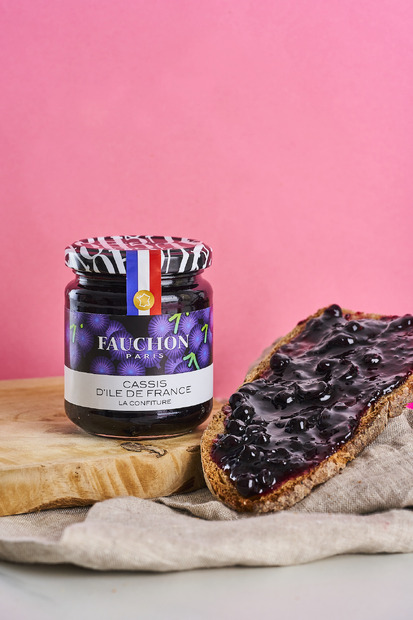 イル・ド・フランスのカシス／245g（1,296円）