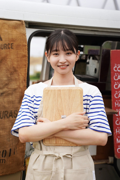 窪田彩乃　（c）エイベックス通信放送/とろける夜製作委員会