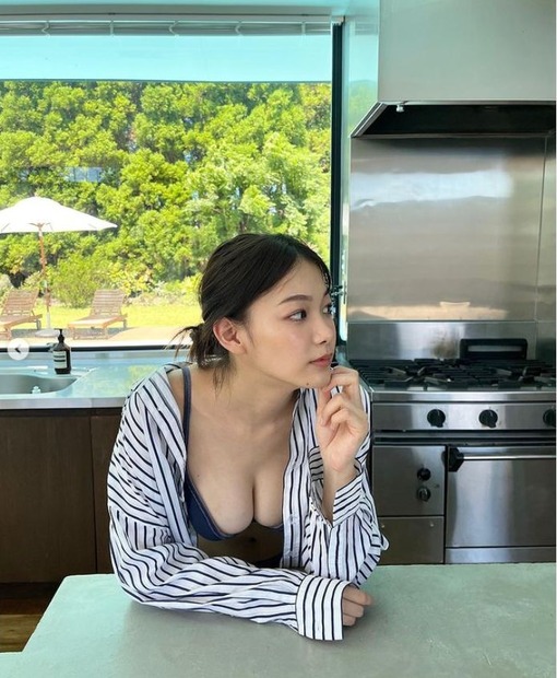 写真は吉澤遥奈公式Instagramから（※写真は所属事務所より掲載許諾をもらってます）