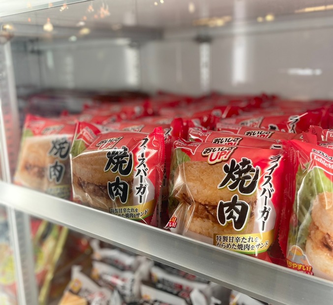 「チン！するレストラン」冷凍食品（撮影：渡邉）