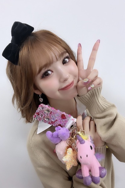写真は藤田ニコルの公式Twitterから（※写真は所属事務所より掲載許諾をもらってます）