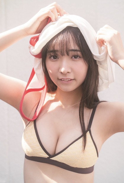 『B.L.T.2022年12月号』【セブンネットショッピング購入特典ポストカード：天野きき（Shibu3 project）】　（c）東京ニュース通信社