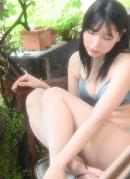 写真はあまつまりな公式Instagramから（※写真は所属事務所より掲載許諾をもらってます）