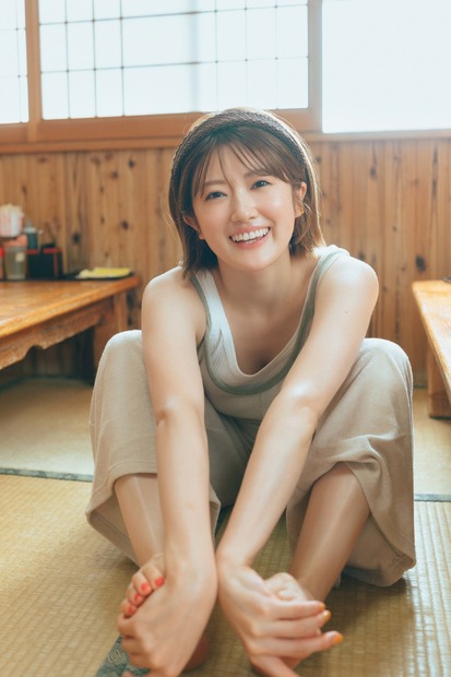 乃木坂46・樋口日奈1st写真集『恋人のように』（発売：光文社、撮影：前康輔）