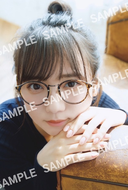 『WHITE graph009』【特典ポストカード：齊藤京子（日向坂46）】　（c）講談社