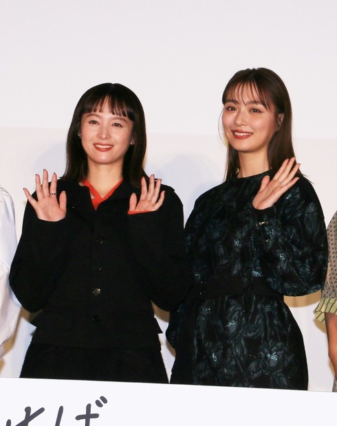 清野菜名、内田理央【撮影：小宮山あきの】