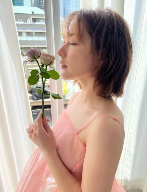 写真は村重杏奈の公式Instagramから（※写真は所属事務所より掲載許諾をもらってます）
