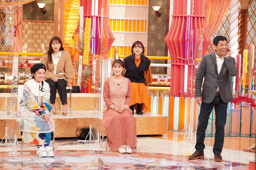 野呂佳代、菊地亜美、井上咲楽、渋谷凪咲（C）フジテレビ