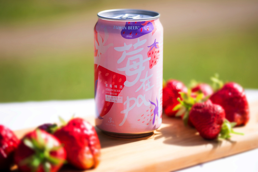 「台湾金牌ビール」から現地でも人気のストロベリーフレーバーが冬季限定で登場