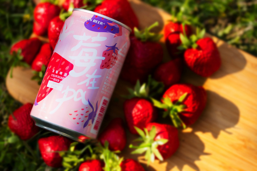 「台湾金牌ビール」から現地でも人気のストロベリーフレーバーが冬季限定で登場