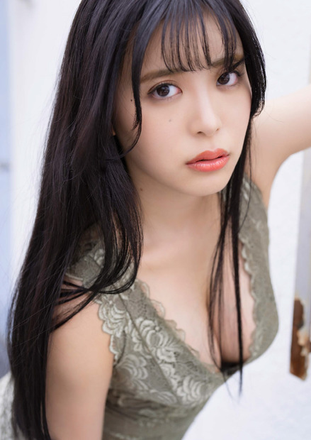 竹内花デジタル限定写真集『あの時、あの場所で』（出版社：ワニブックス、撮影：矢西誠二）