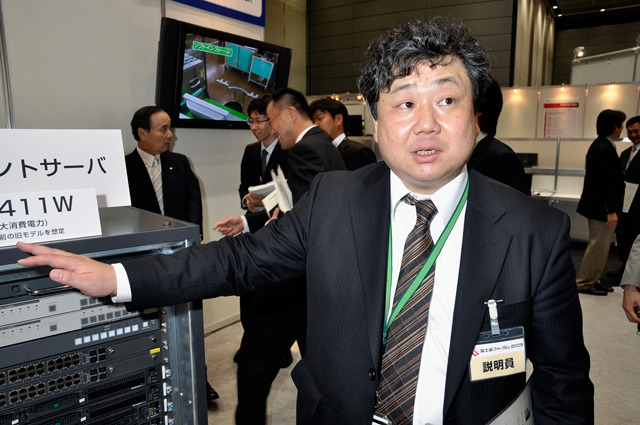 プラットフォームビジネス推進本部 ビジネス企画統括部の万谷忠氏